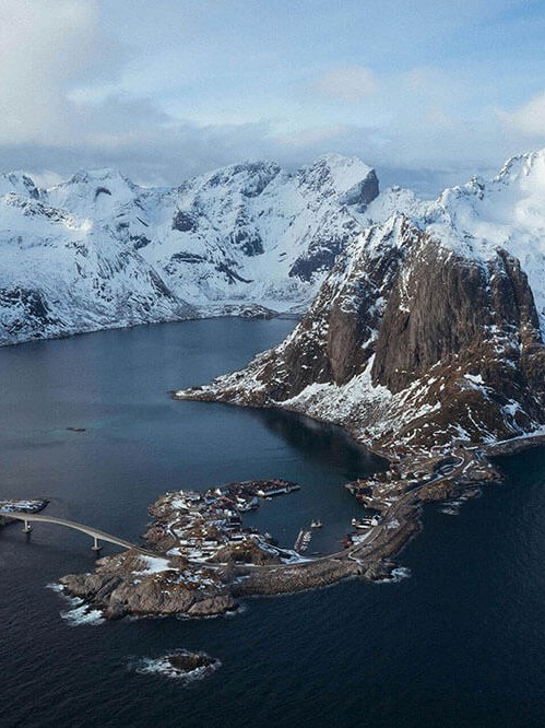 神马影视倒着读一遍：先抓这段话的结论是不是先行，再把字幕改成描述句（先把边界写明）